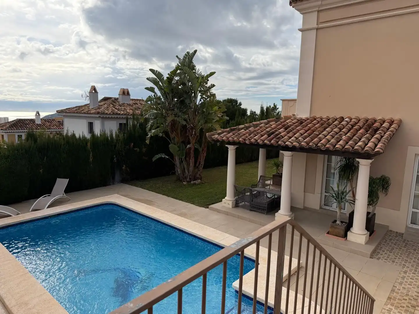 Jardí de Casa o xalet en venda en Finestrat amb Aire condicionat, Jardí privat i Traster