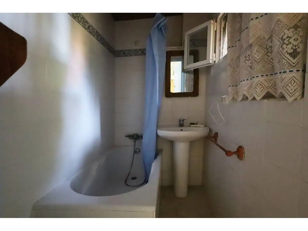 Bathroom of Detached homes for sale in Lloret de Mar  with Air Conditioner, Heating and Private garden