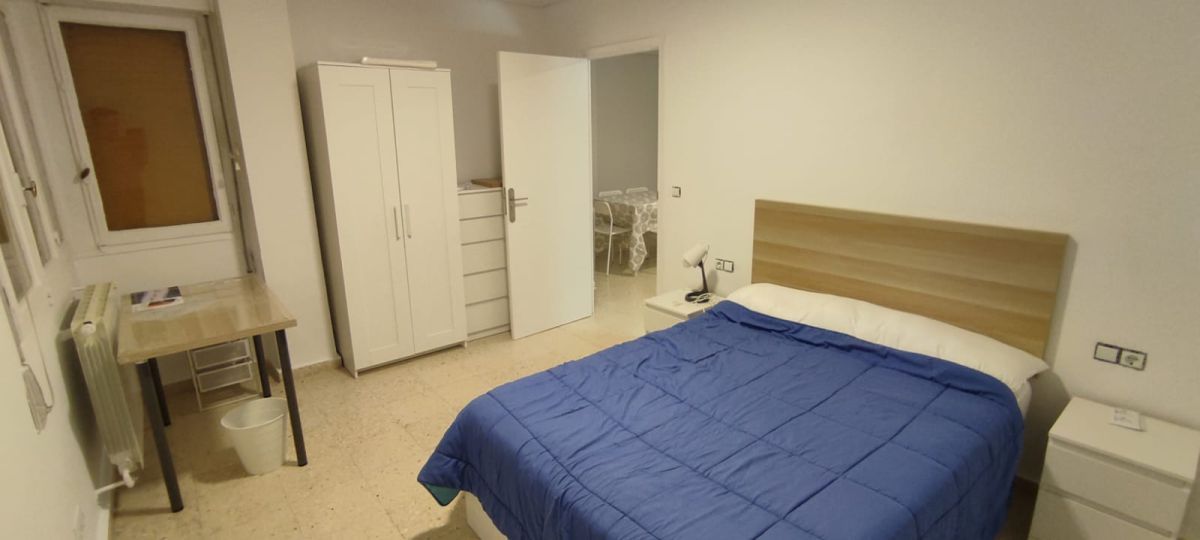 Habitación de Piso de alquiler en  Albacete Capital