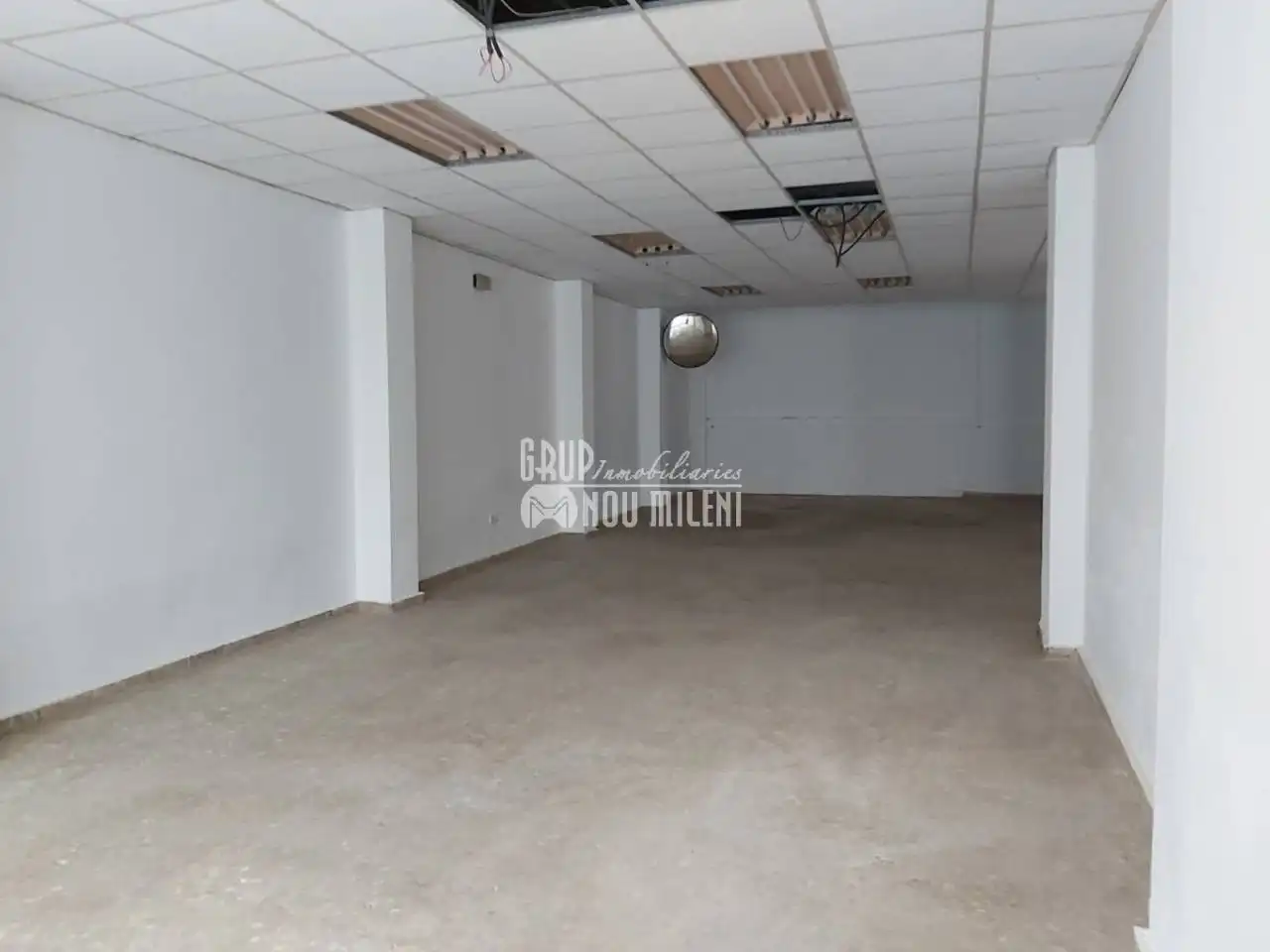 Local comercial en venda a Calle  MAESTRA INES MIR, imagen 3