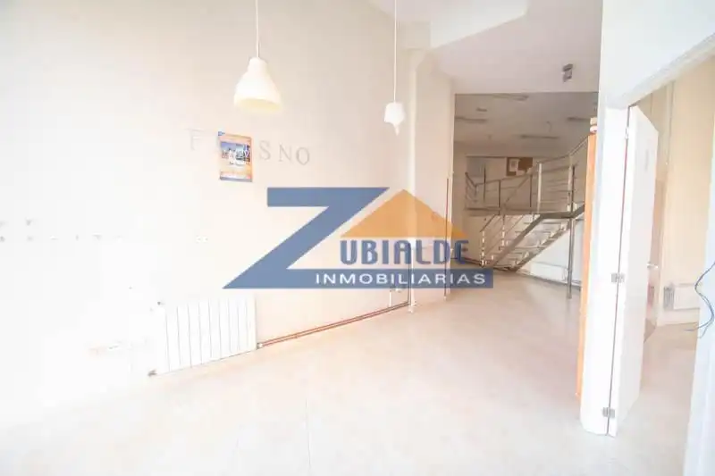 Local comercial en venta en Centro, imagen 2