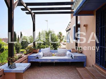 Villa in vendita a Cerros de Montequinto