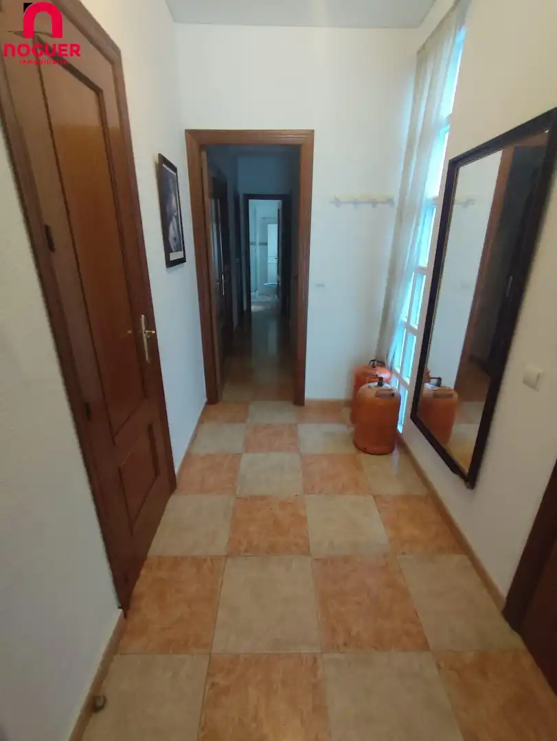 Wohnung zur Miete in Córdoba mit Heizung, Terrasse und Abstellraum