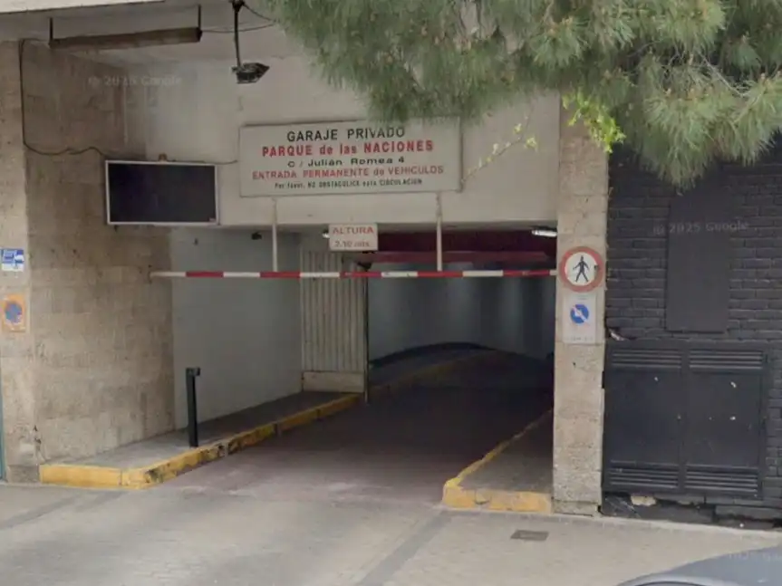 Parkplatz von Garage zur Miete in Madrid