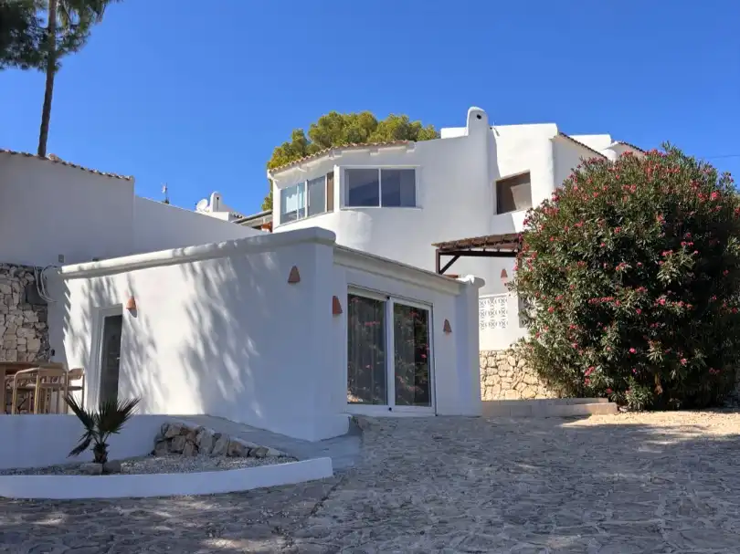 Vista exterior de Casa o xalet en venda en Cap Martí - El Tossalet - Pinomar