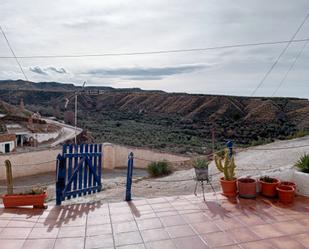Vista exterior de Casa o xalet en venda en Freila amb Terrassa, Traster i Moblat