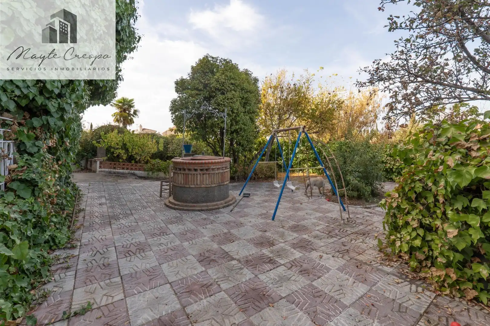 Jardí de Casa o xalet en venda en La Zubia amb Calefacció, Jardí privat i Terrassa