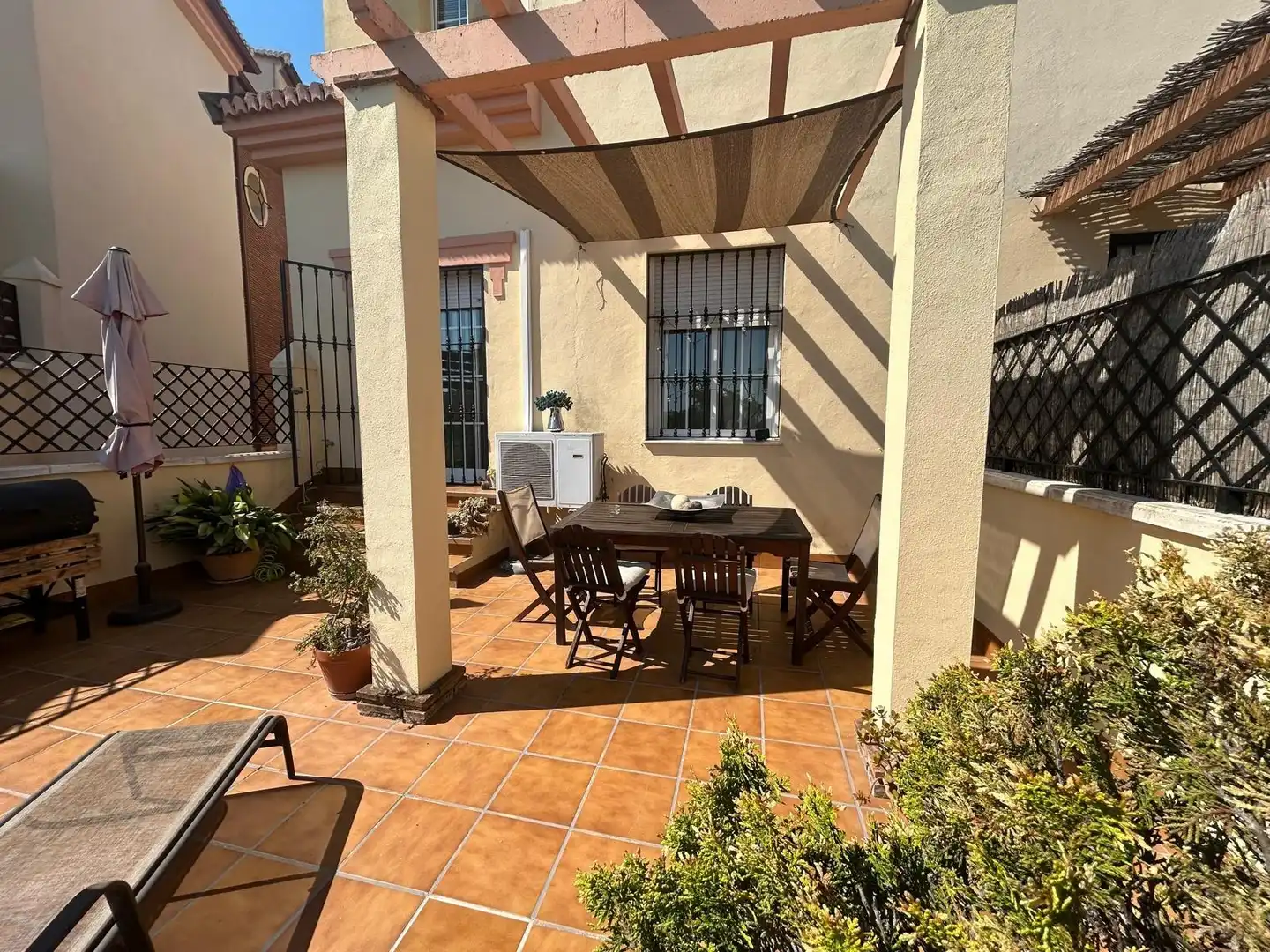 Terraza de Casa adosada en venta en Antequera con Aire acondicionado, Calefacción y Jardín privado