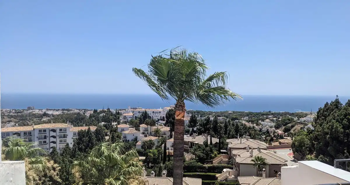 Vista exterior de Ático en venta en Mijas con Aire acondicionado, Calefacción y Terraza