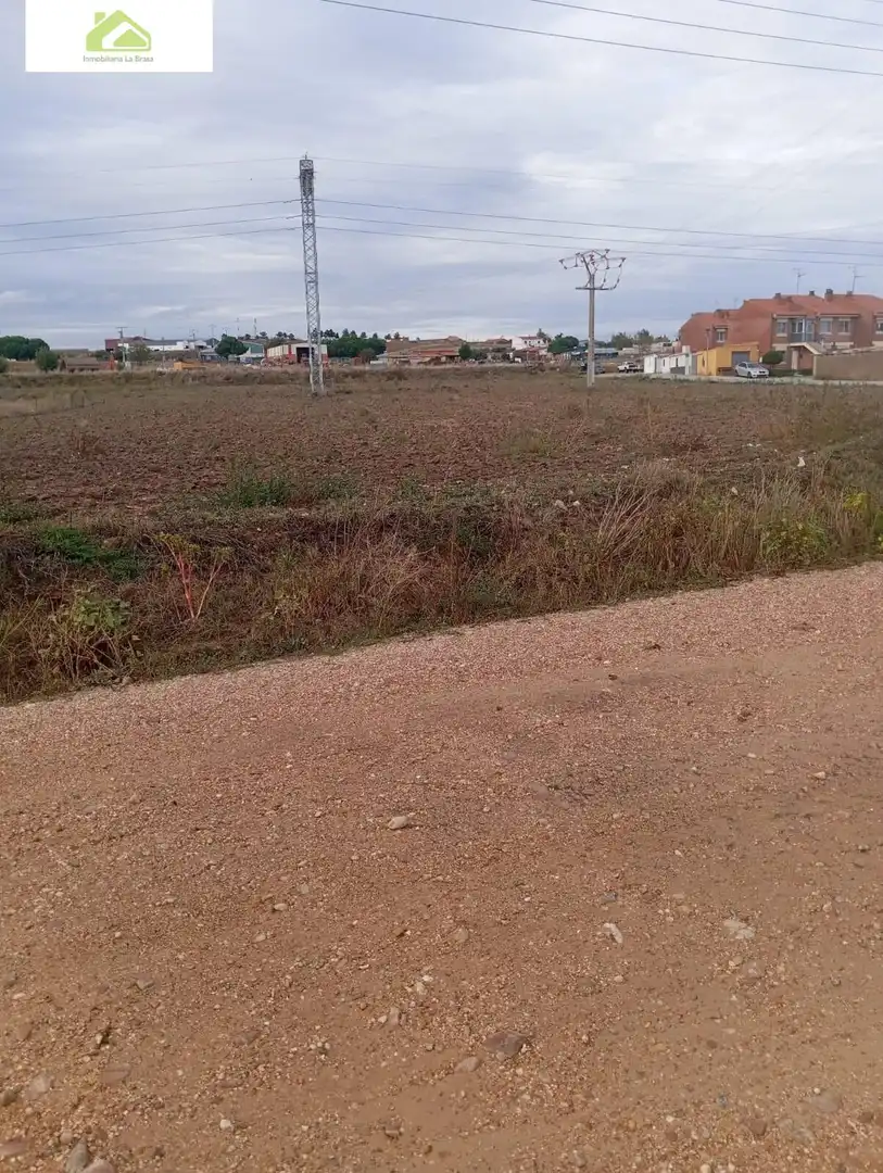 Terrenys i solars en venda a Coreses, imagen 2