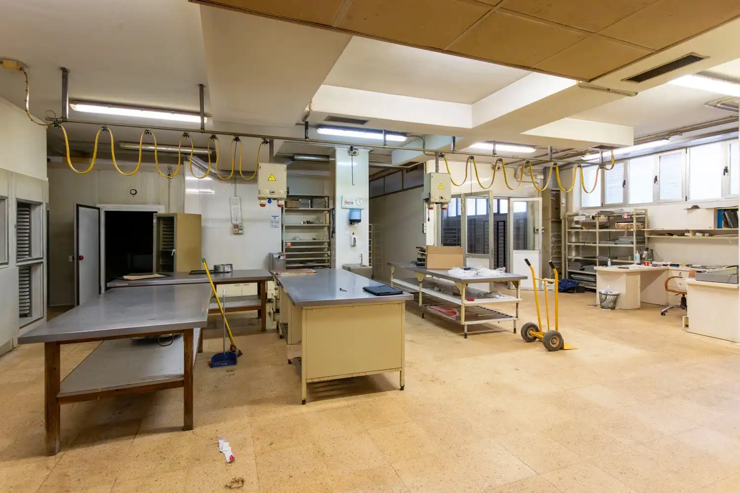 Local comercial en venta en paseo bizkaia, imagen 3
