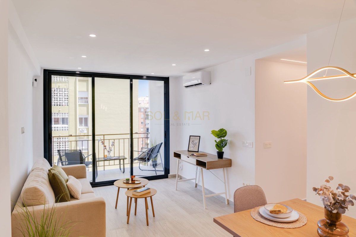 Living room of Flat for sale in Torremolinos  with Air Conditioner, Heating and Terrace