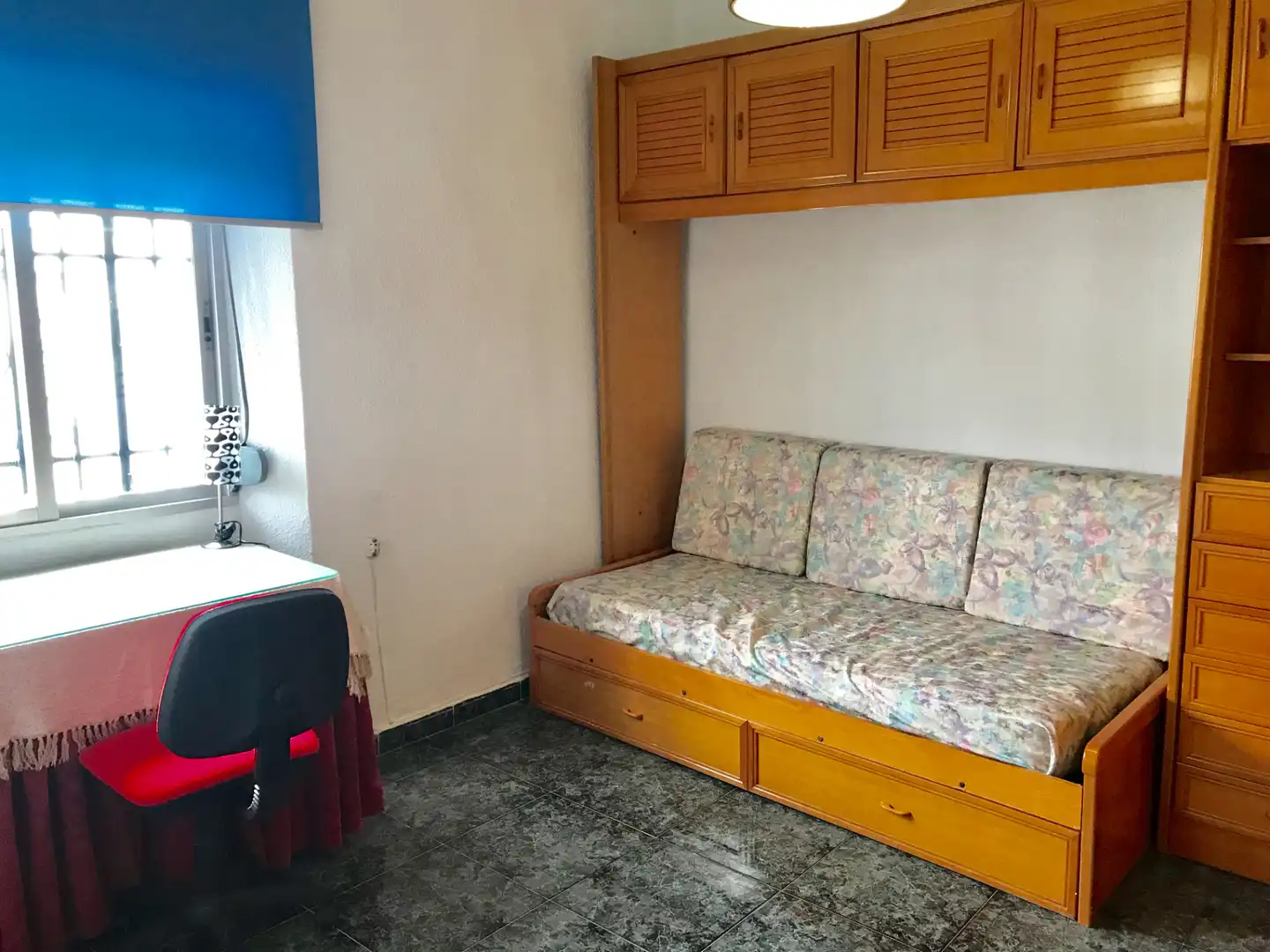 Bedroom of Flat for rent in Granada  with Air Conditioner, Furnished and Washing machine