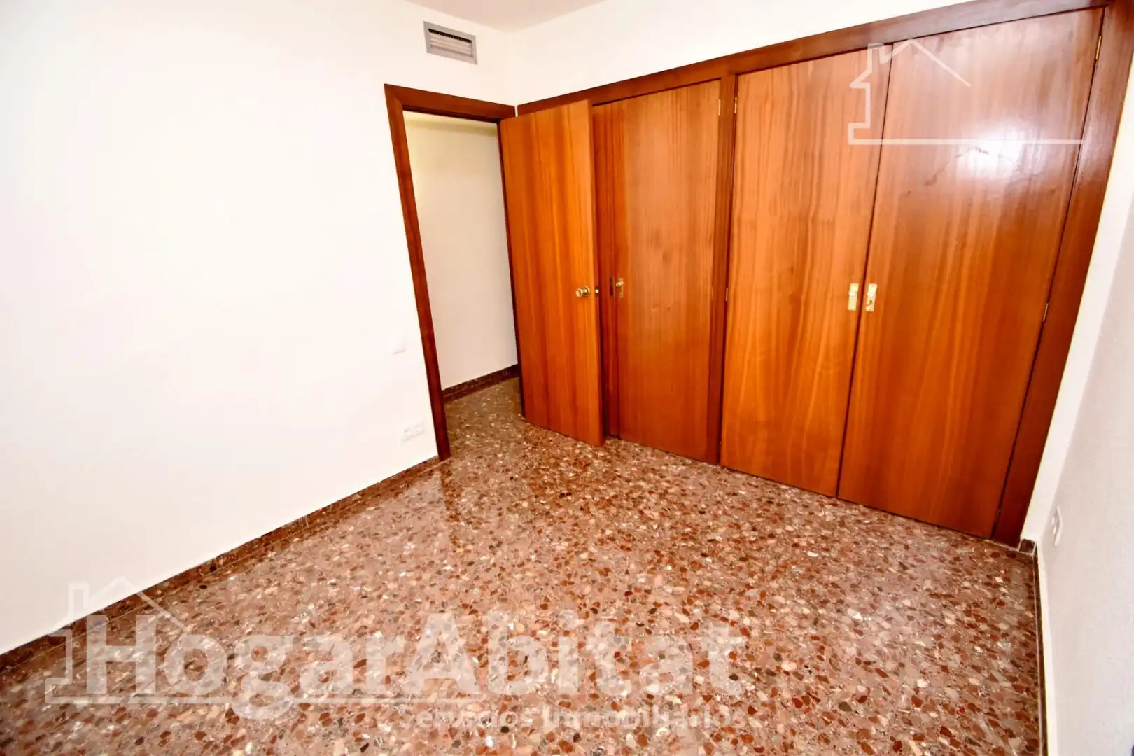 Flat for rent in Valencia, Valencia