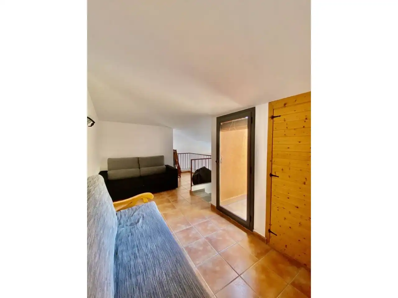 Dúplex en venda en Castellfollit de la Roca amb Calefacció, Terrassa i Moblat