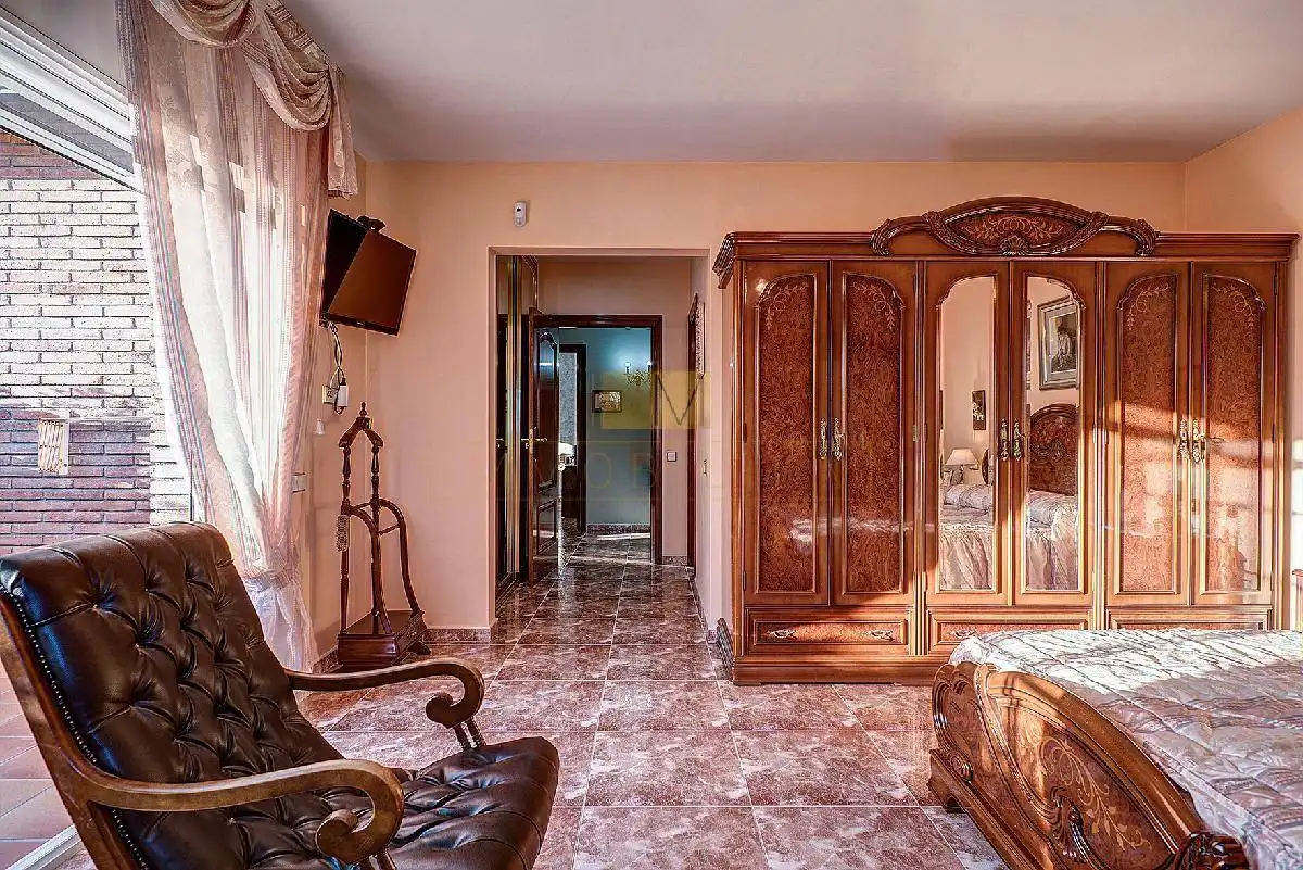 Habitación de Casa o chalet en venta en Vallirana con Aire acondicionado, Calefacción y Jardín privado