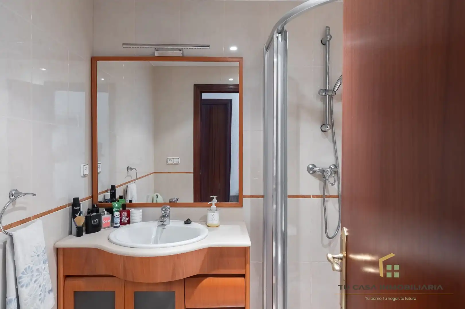 Bathroom of Apartments for sale in Badalona  with Air Conditioner and Heating