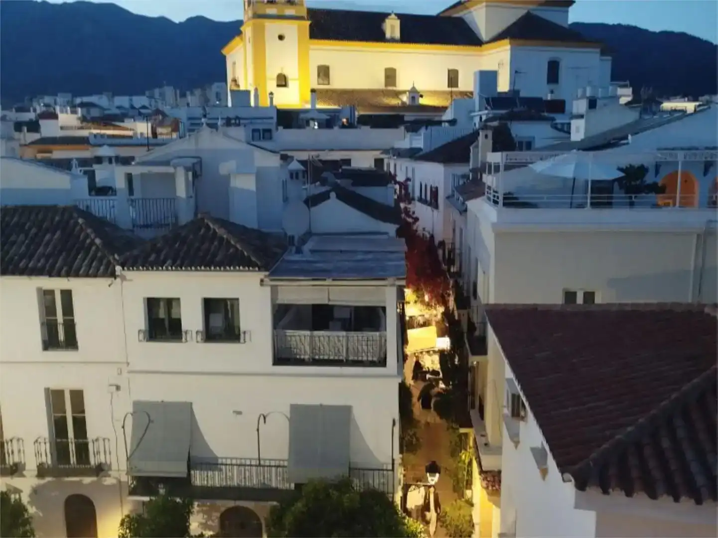 Exterior view of Flat for rent in Marbella  with Air Conditioner and Furnished