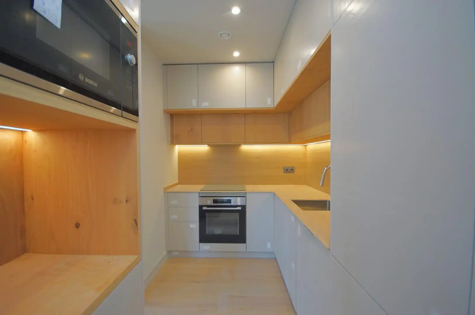 Kitchen of Flat for sale in Barcelona  with Air Conditioner, Heating and Parquet flooring