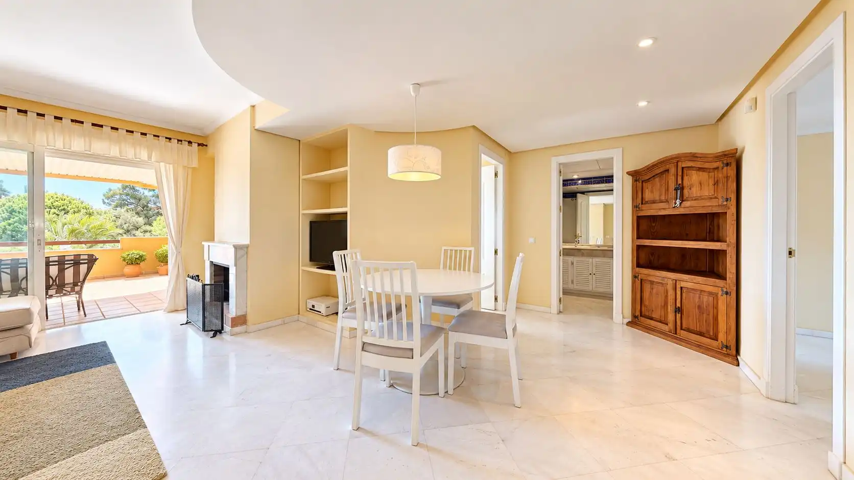 Menjador de Apartament en venda en La Mairena