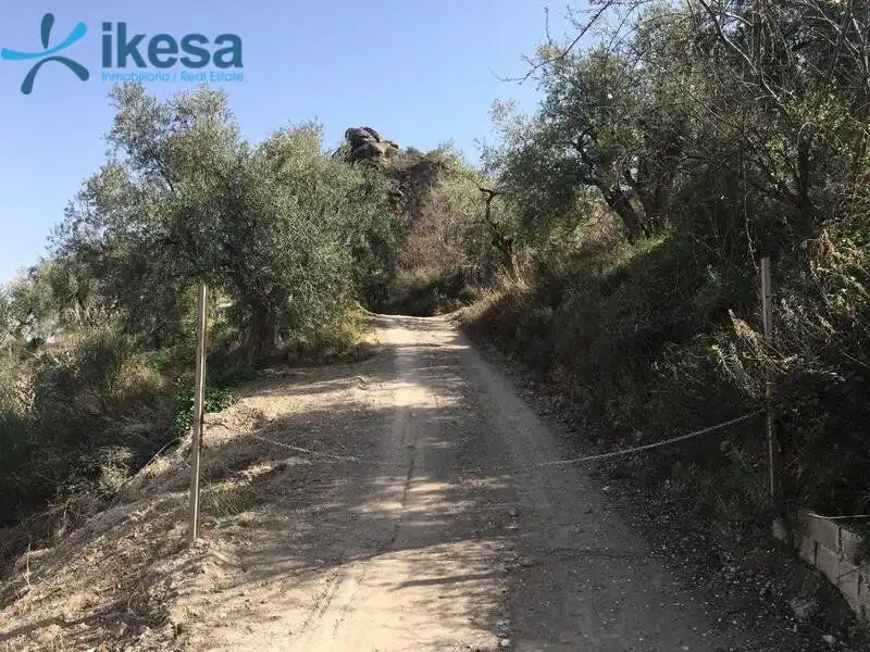 Grundstücke und Bauplätze zum Verkauf in Ugíjar