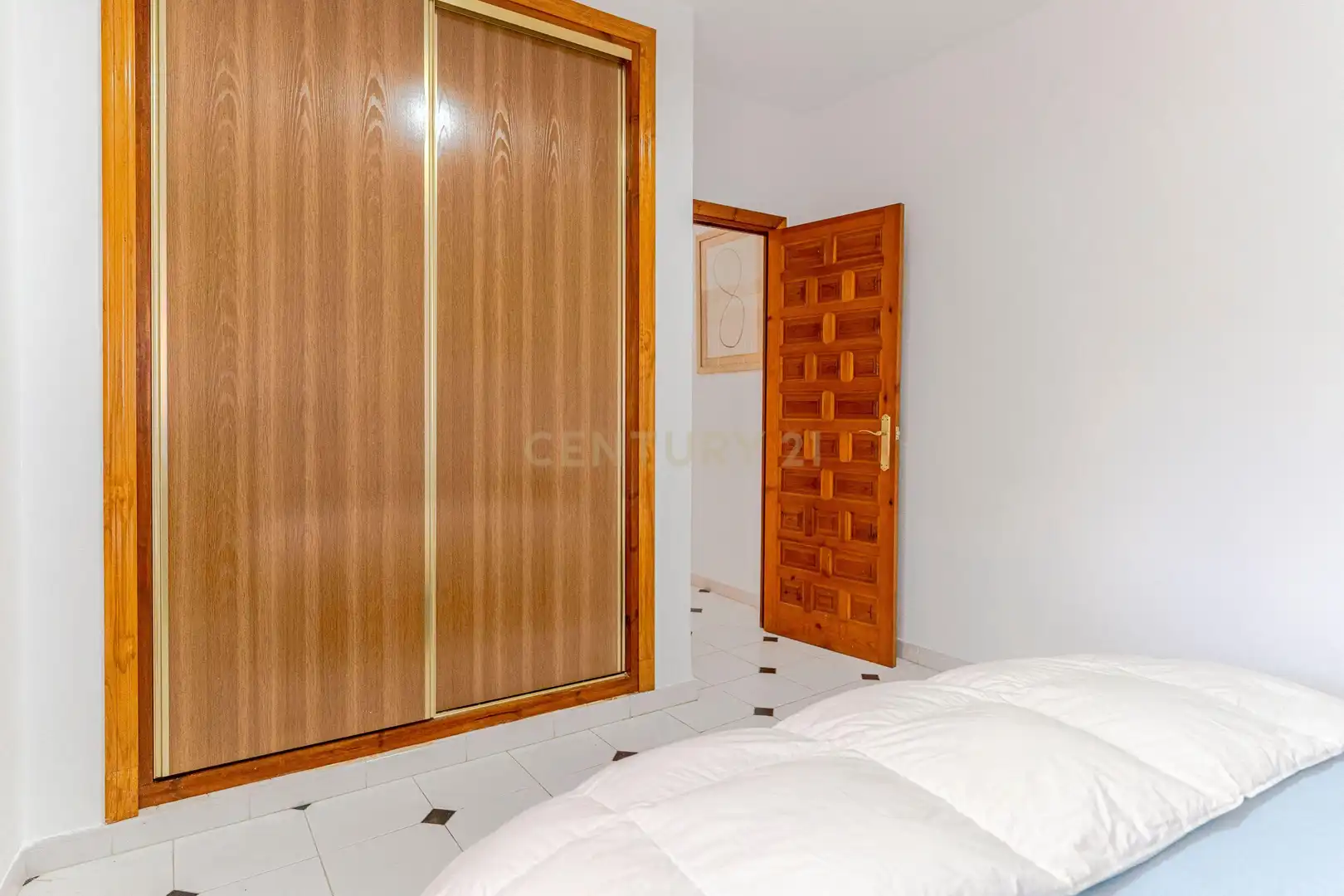 Dormitori de Casa adosada en venda en Ugíjar amb Aire condicionat, Forn i Rentadora