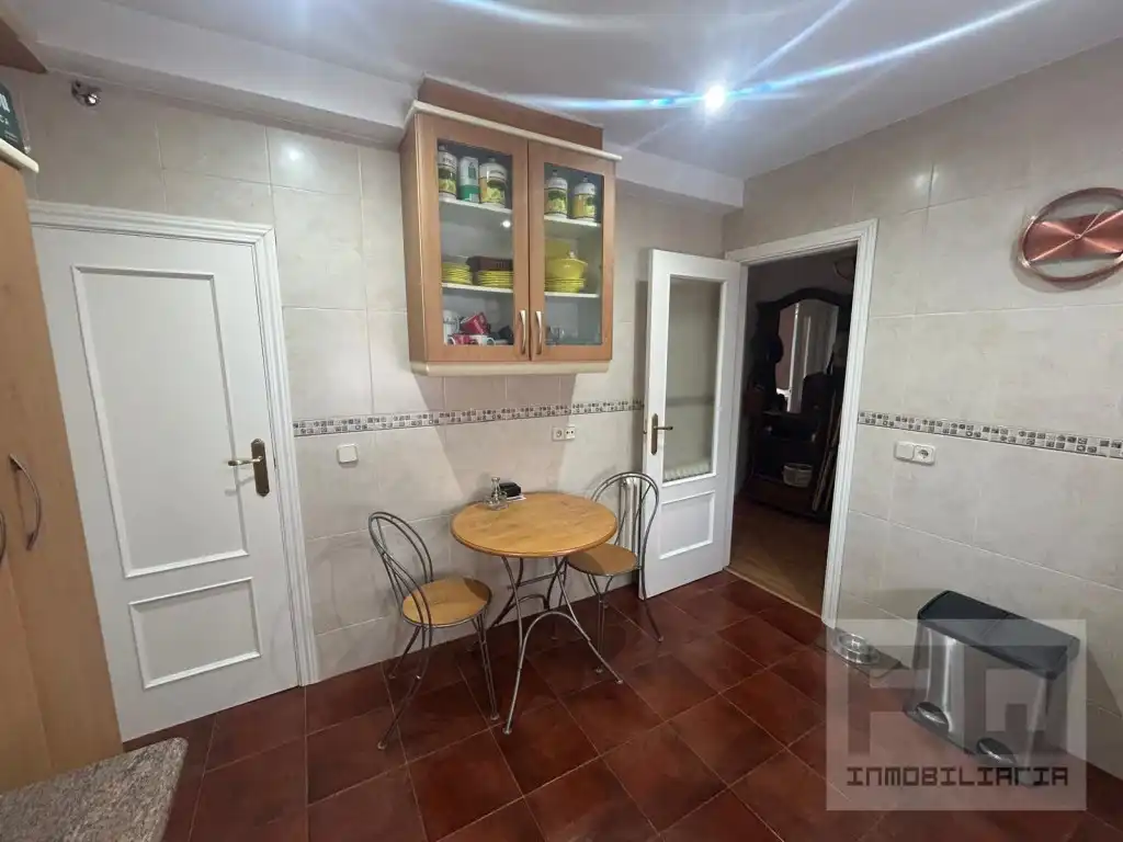 Kitchen of Houses for rent in Las Navas del Marqués 