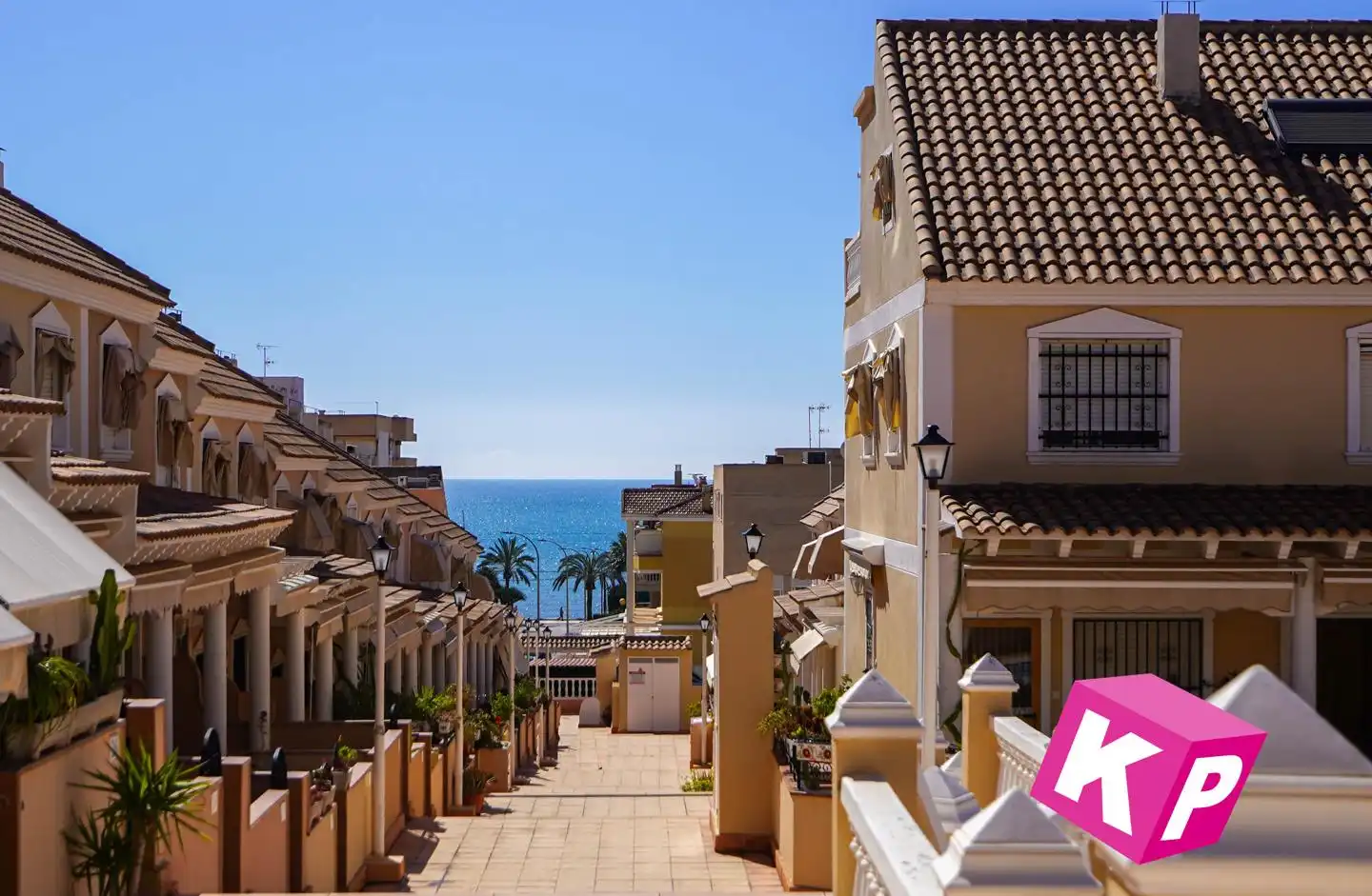 Bungalow con piscina en venta en De Portugal