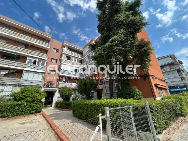 Exterior view of Flat for rent in Madrid  with Air Conditioner, Parquet flooring and Terrace