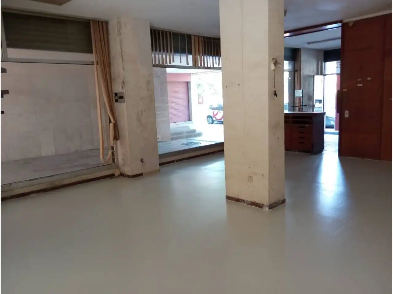 Local comercial en venda a La Bisbal d'Empordà, imagen 8