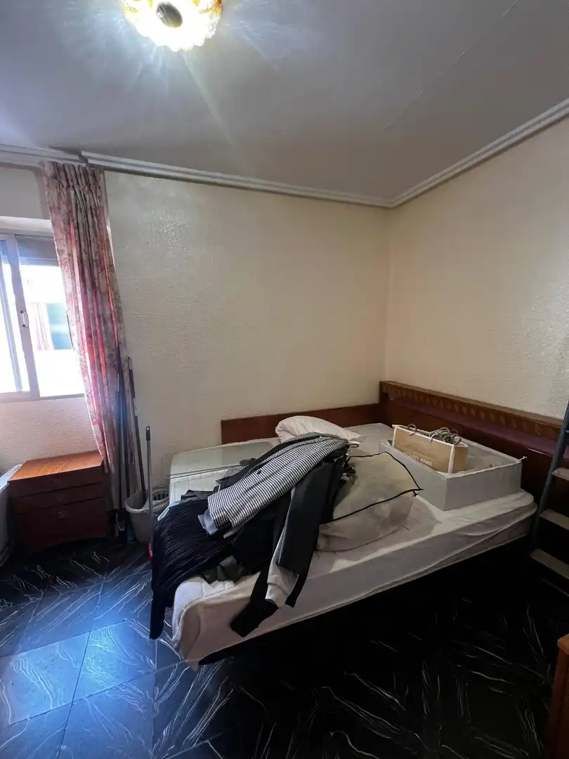 Habitación de Piso en venta en Valencia con Balcón