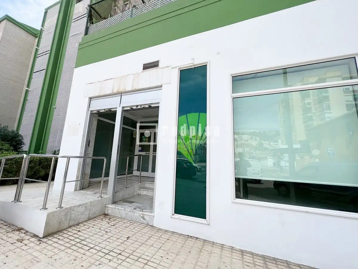 Vista exterior de Local en venta en Málaga con Aire acondicionado