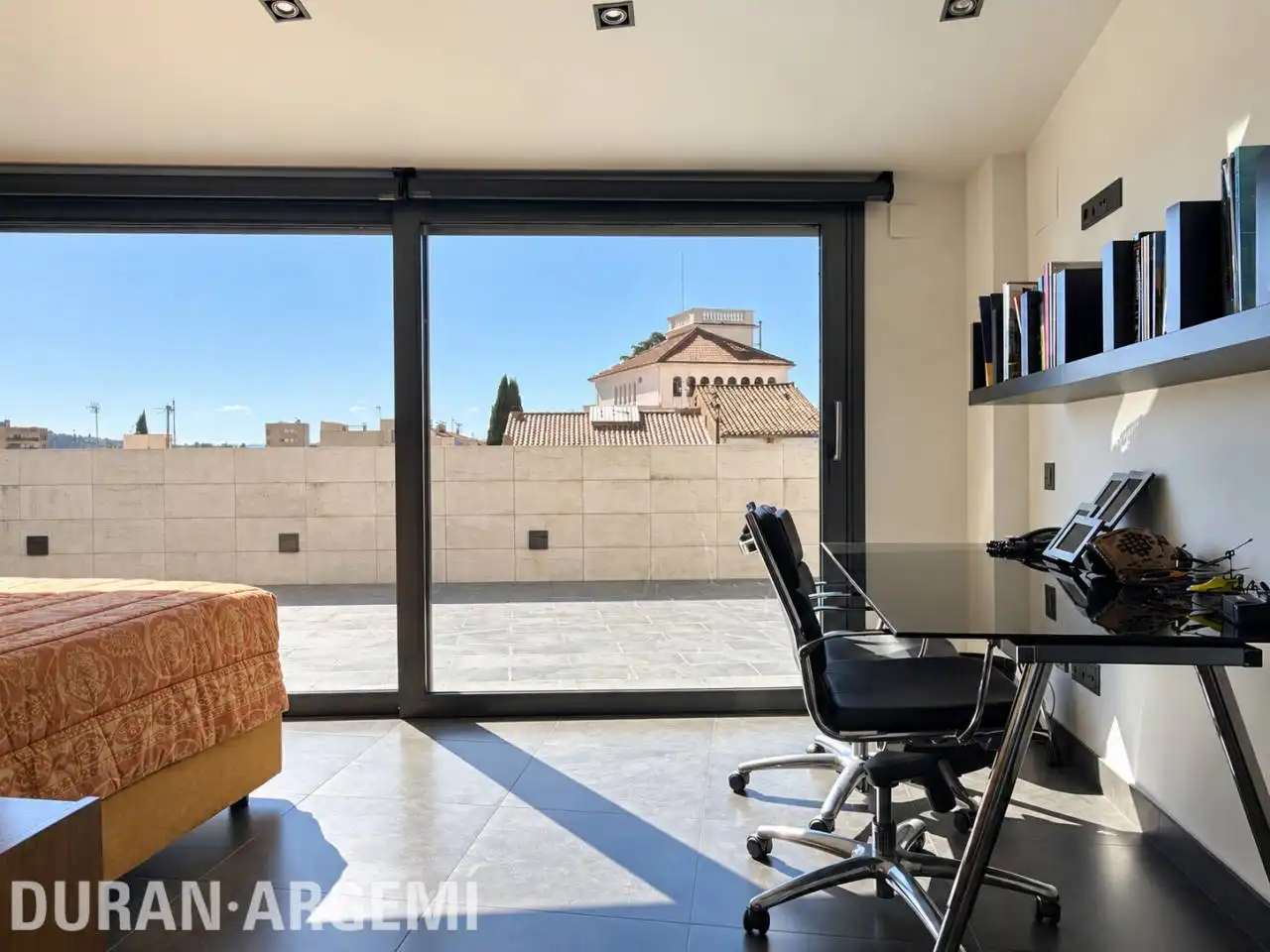 Terrassa de Casa o xalet en venda en Terrassa amb Aire condicionat, Calefacció i Jardí privat