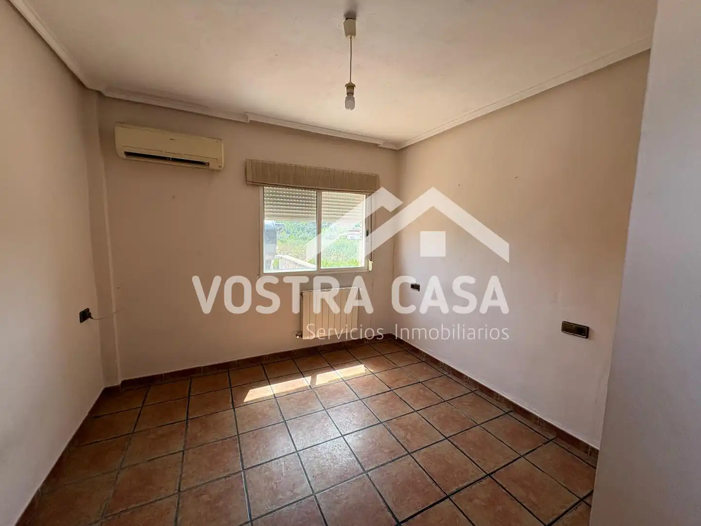 Flat for sale in Chiva  with Alarm