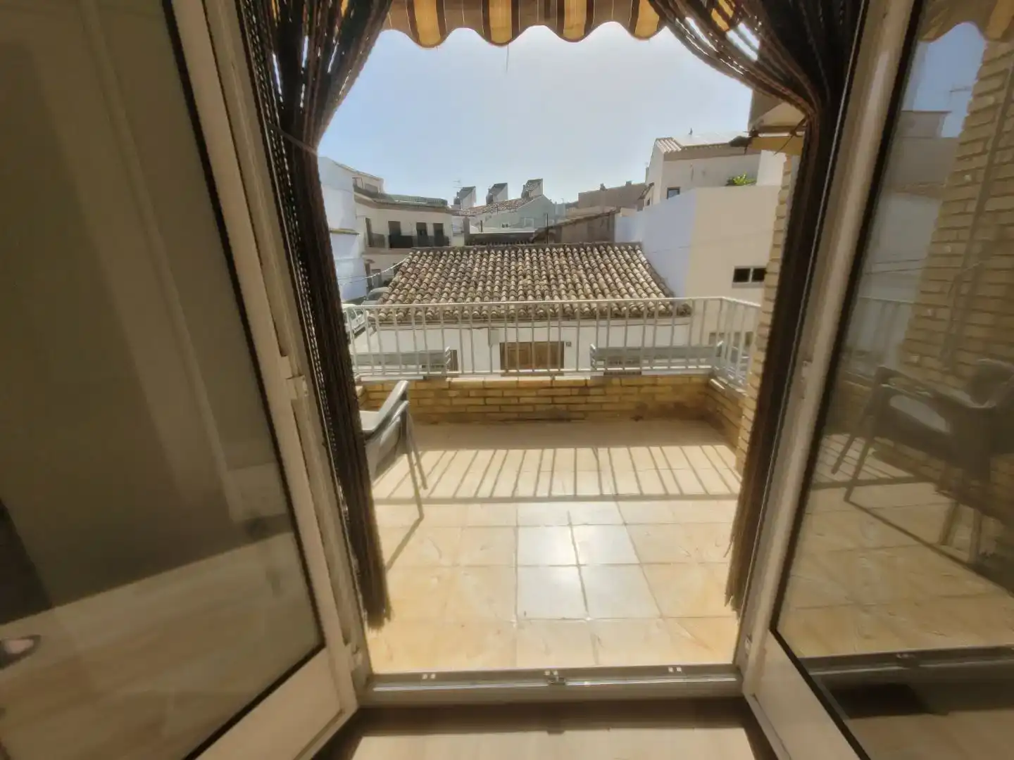 Vista exterior de Pis en venda en Buñol amb Aire condicionat i Balcó