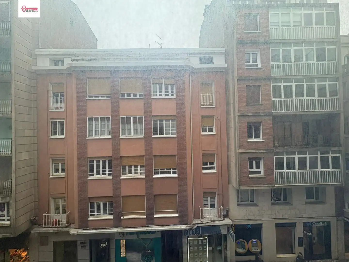 Vista exterior de Oficina de lloguer en Burgos
