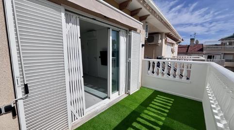 Foto 3 de Àtic en venda a Calle de Los Geranios, Playa Flamenca, Orihuela