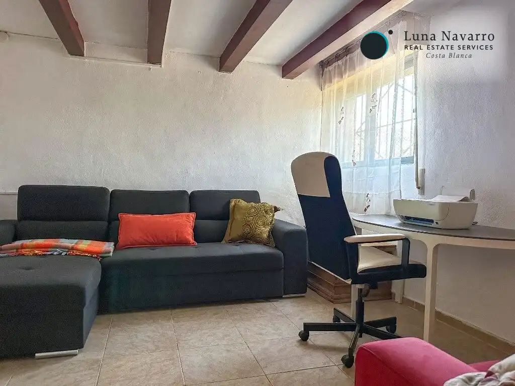 Sala de estar de Casa o chalet en venta en Confrides con Calefacción, Jardín privado y Terraza