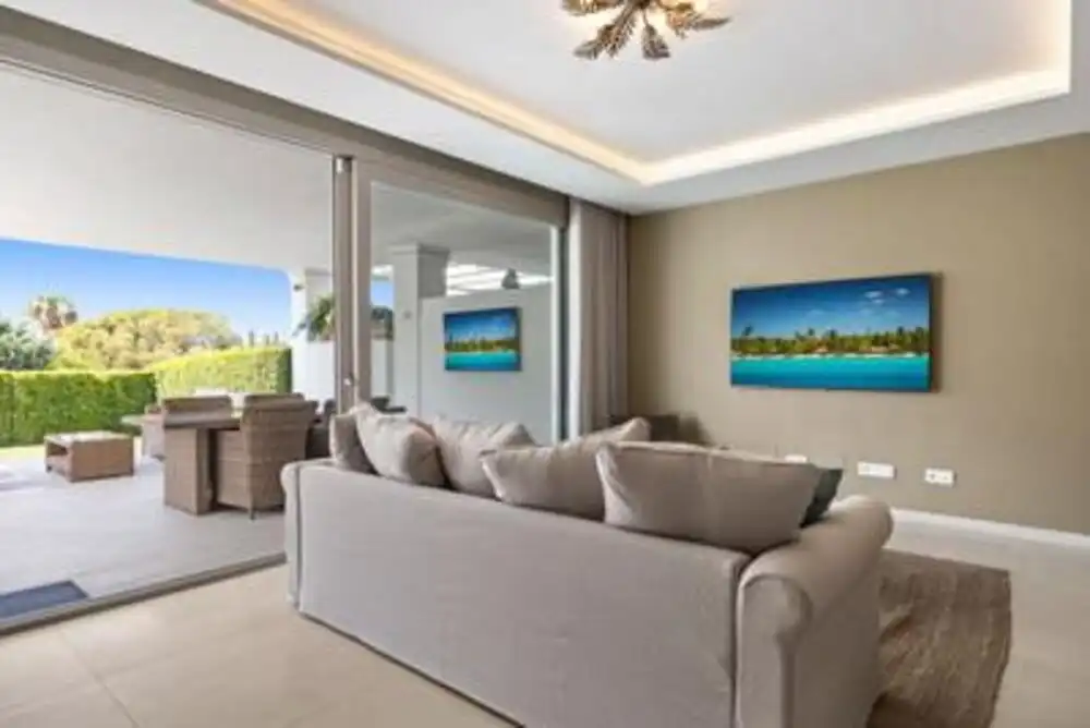Wohnung mit Pool zum Verkauf in Nueva Andalucía, imagen 3