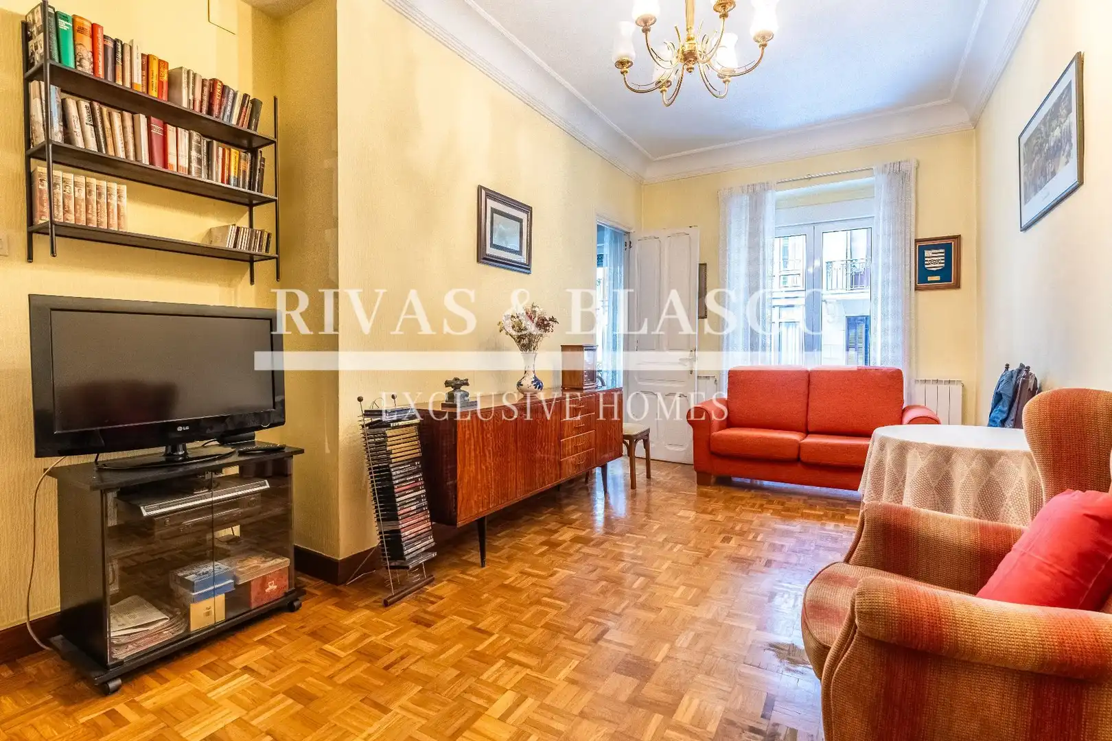 Living room of Apartments for sale in Donostia - San Sebastián   with Heating