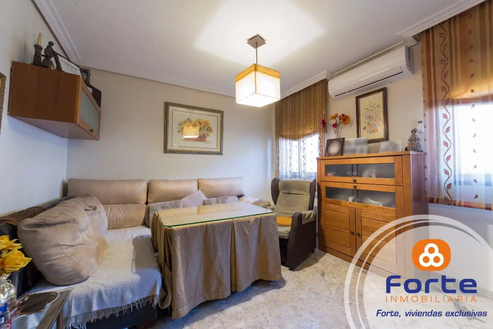 Sala de estar de Dúplex en venta en Córdoba con Aire acondicionado, Calefacción y Terraza