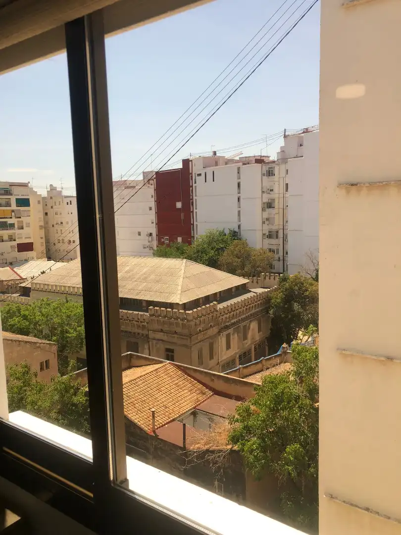 Außenansicht von Wohnung zur Miete in Valencia mit Klimaanlage, Möbliert und Balkon