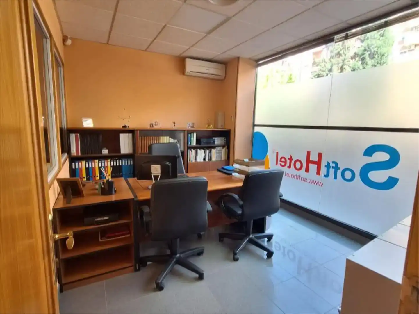 Local en venta en Zaragoza con Aire acondicionado y Amueblado