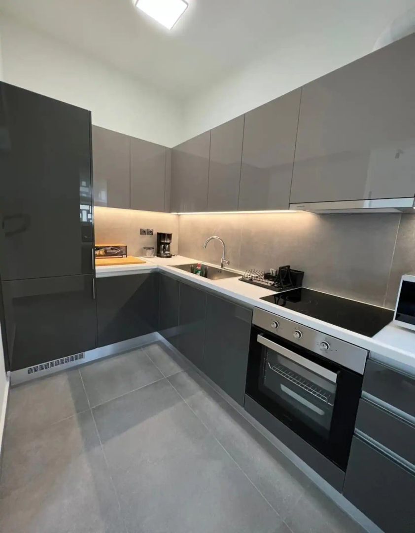 Kitchen of Flat for rent in  Sevilla Capital  with Air Conditioner, Furnished and TV