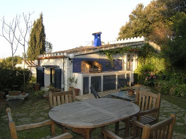 Casa rústica amb jardí en venda a Begur pueblo