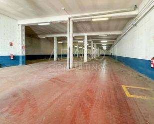 Parking of Industrial buildings to rent in Pinto