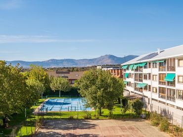 Pis amb piscina en venda a Dehesa – El Soto