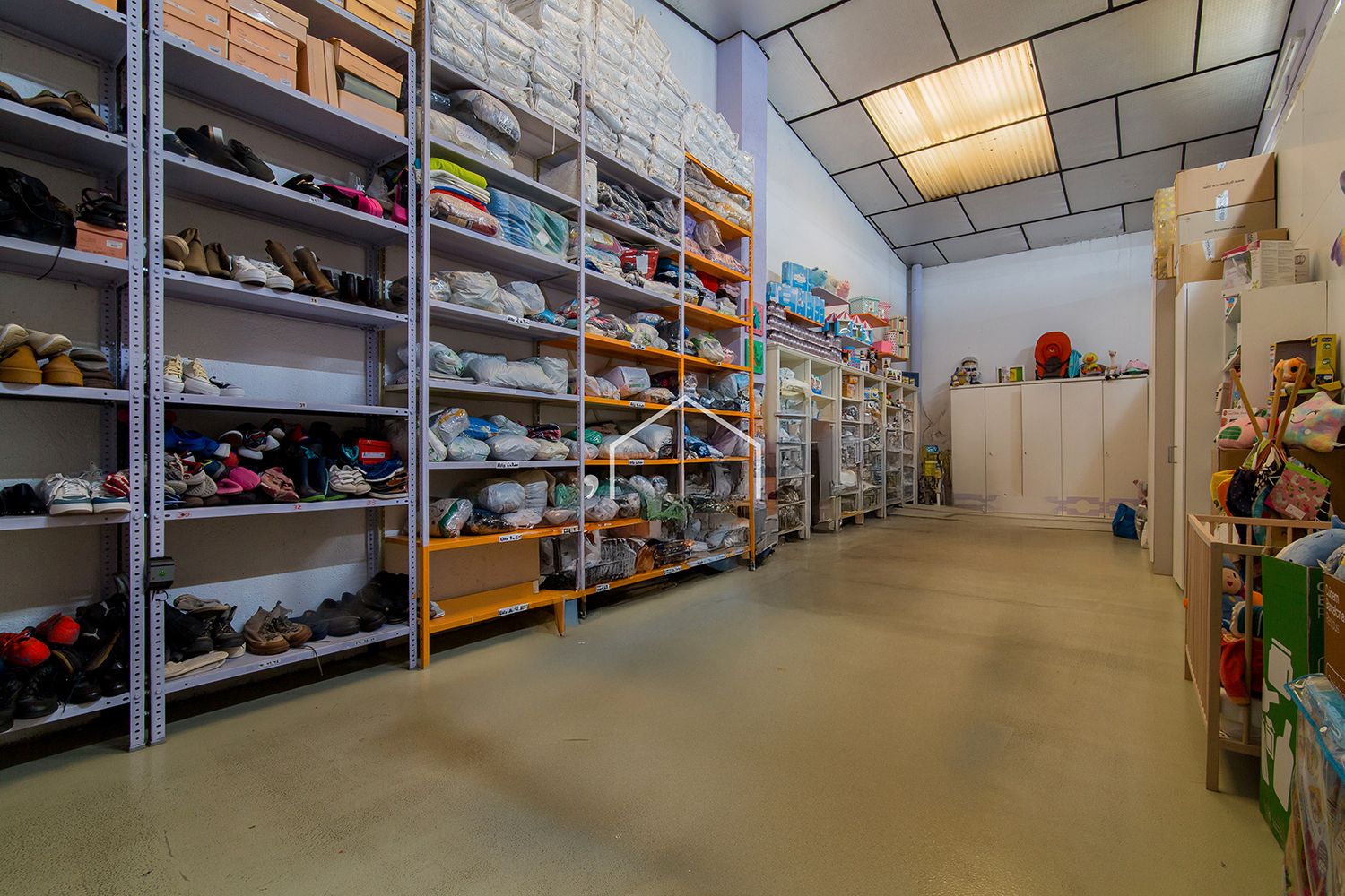 Nau industrial en venda a Passatge del Torrent de l'Estadella, El Bon Pastor, Sant Andreu