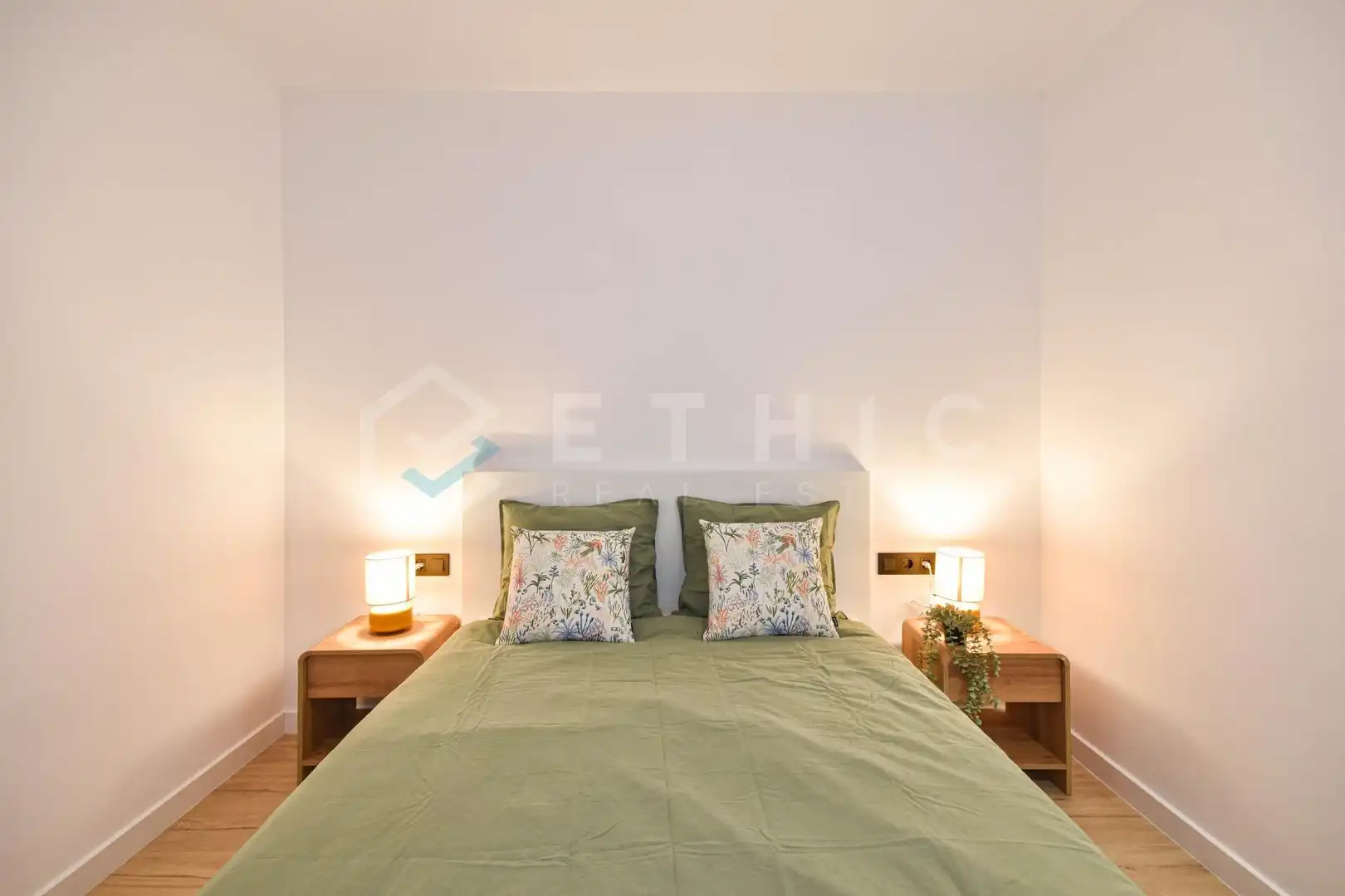 Schlafzimmer von Wohnung zum Verkauf in Barcelona mit Klimaanlage, Heizung und Parkett