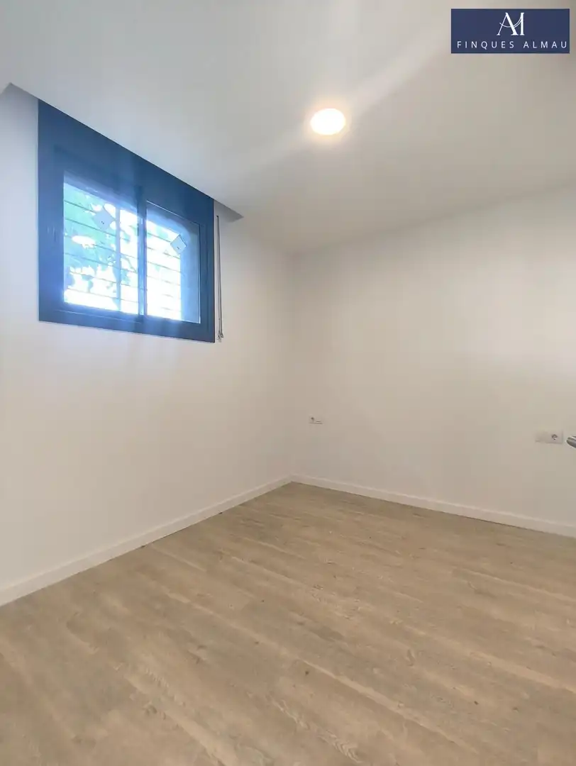 Schlafzimmer von Erdgeschoss zum Verkauf in Centre Vila 